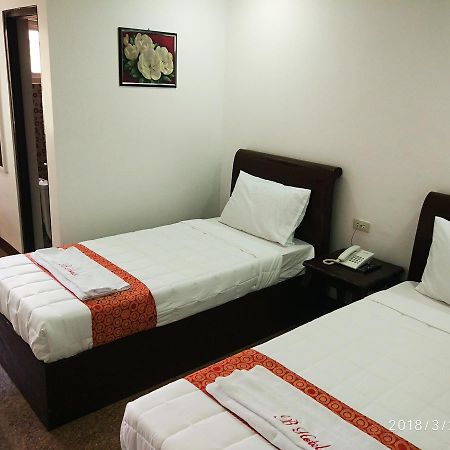 Bicotels Hotel Batangas Екстериор снимка