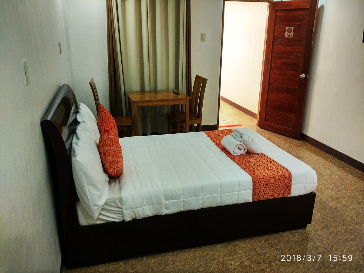Bicotels Hotel Batangas Екстериор снимка